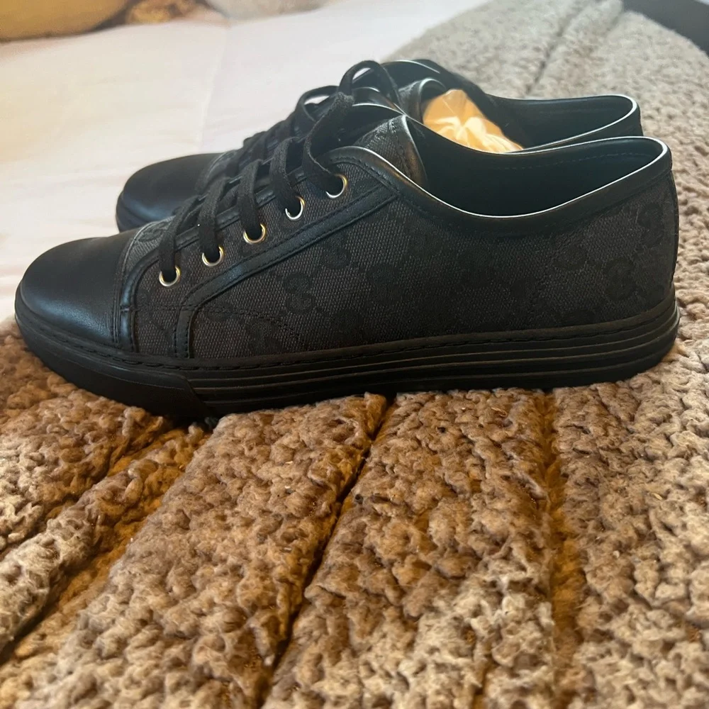 Men’s Gucci GG Canvas Low 'Grey Black' - Size 6 US / Size 39.5 EU - Picture 4 of 8